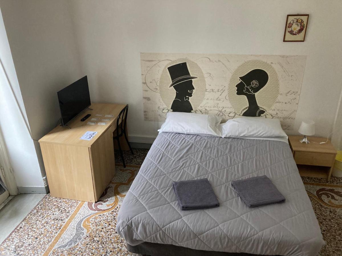 Guest House Roma ジェノヴァ エクステリア 写真