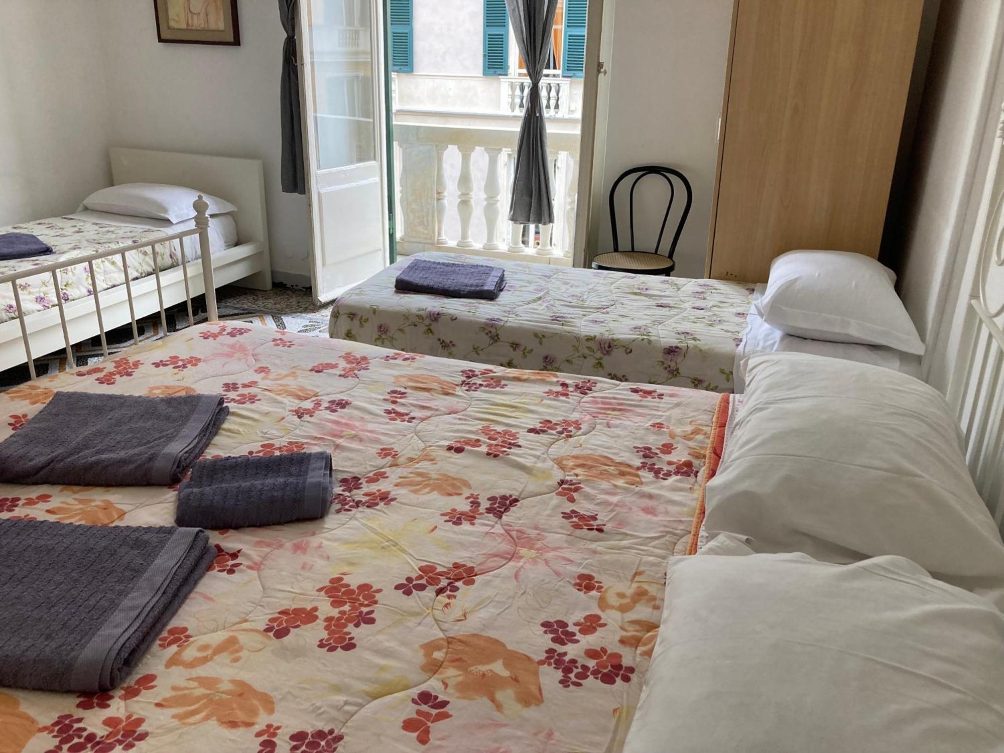 Guest House Roma ジェノヴァ エクステリア 写真