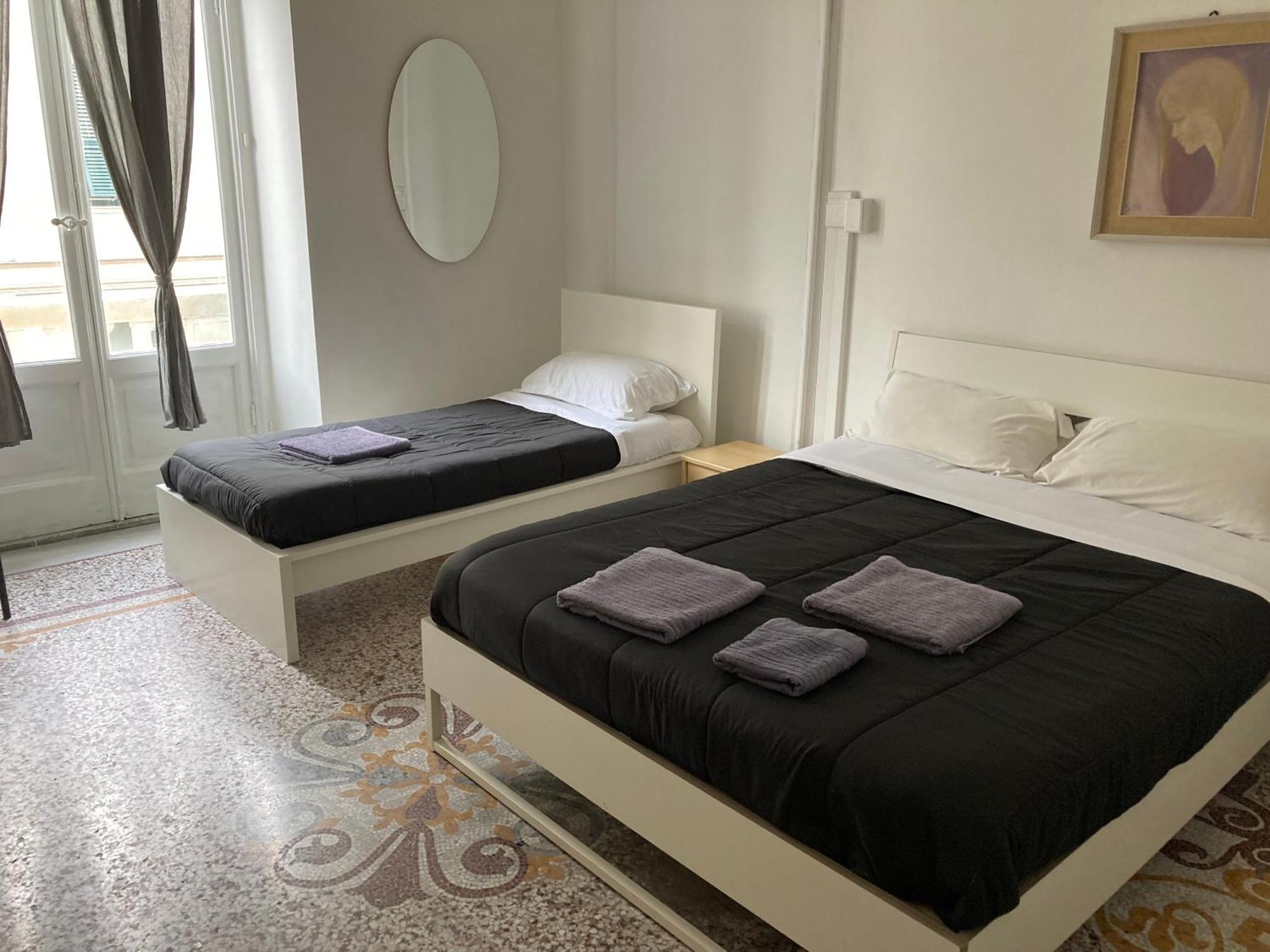 Guest House Roma ジェノヴァ エクステリア 写真