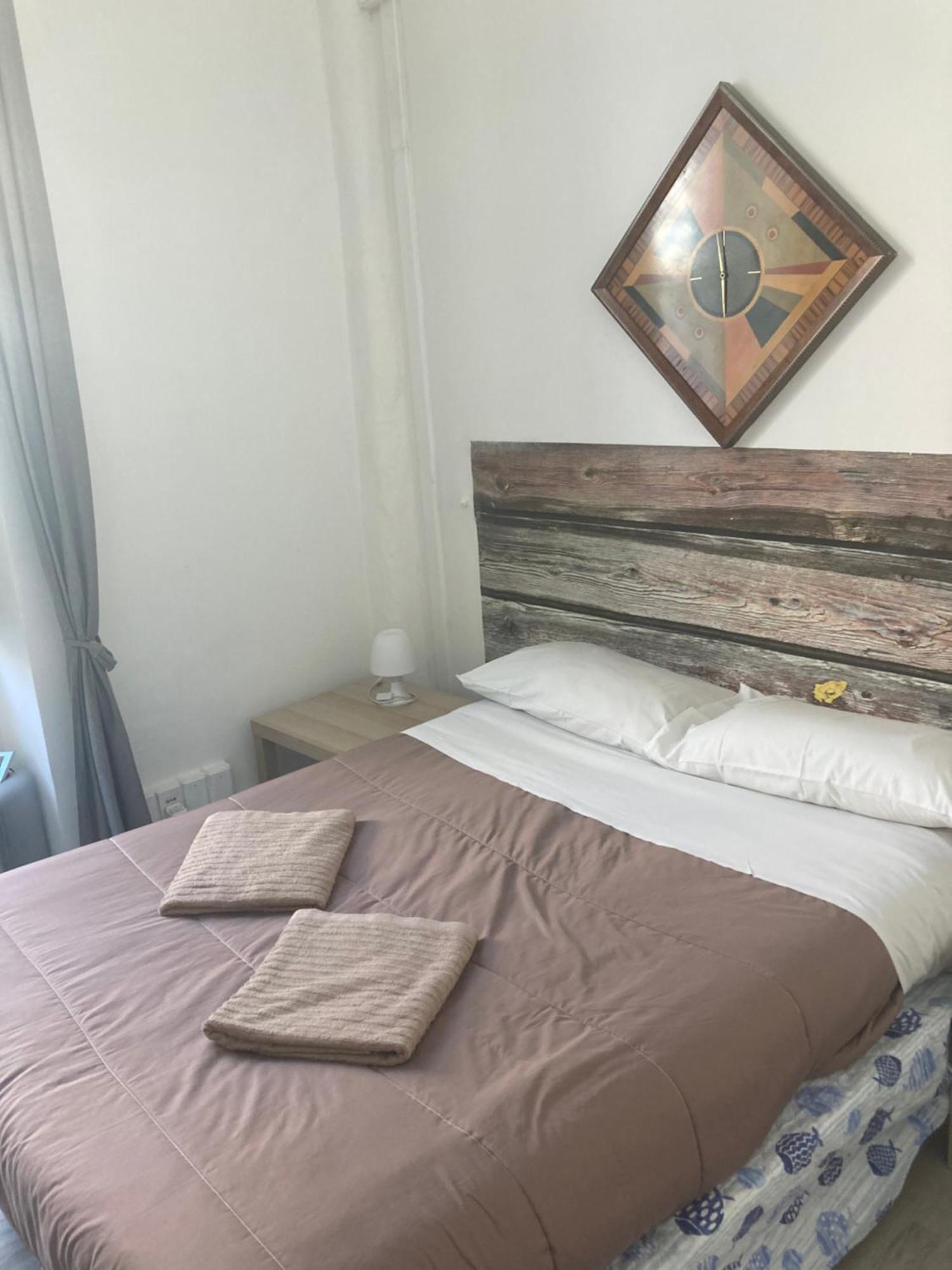 Guest House Roma ジェノヴァ エクステリア 写真